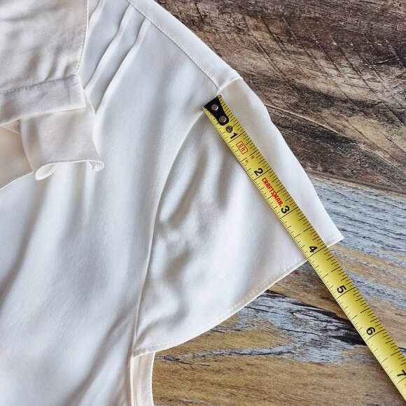 Vintage Talbots Pure Silk Satin Ruffle Button-Front Blouse Cap-Sleeve Ivory - Picture 8 of 10